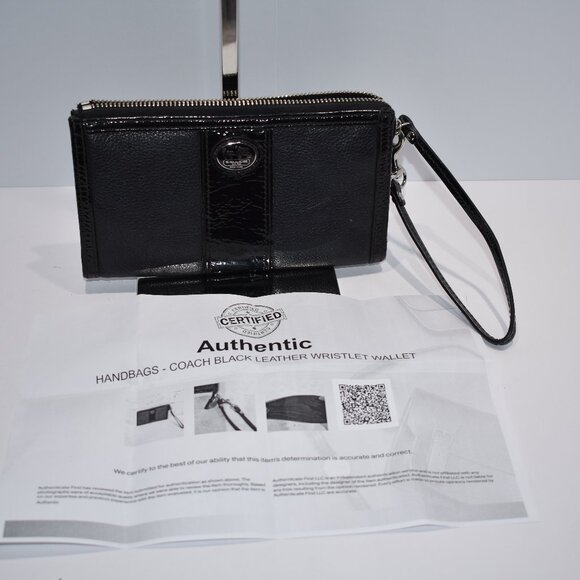 Coach Handbags - Coach Black Leather Wristlet Wallet